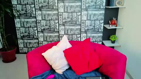 Snapshot of kassandra_james chatting on May 26, 1:18 pm kassandra james online show from May 26, 1:18 pm