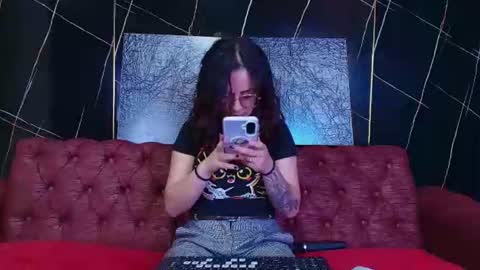 Snapshot of kassandra_james chatting on July 30, 4:28 pm kassandra james online show from July 30, 4:28 pm