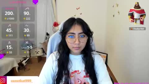 Snapshot of kat_ly_chan chatting on March 8, 6:05 pm Kat online show from March 8, 6:05 pm