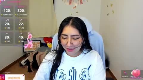 Snapshot of kat_ly_chan chatting on October 16, 9:16 pm Kat online show from October 16, 9:16 pm