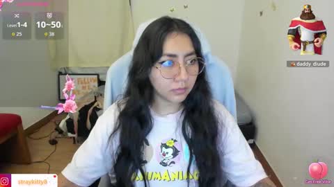 Snapshot of kat_ly_chan chatting on November 20, 1:44 pm Kat online show from November 20, 1:44 pm