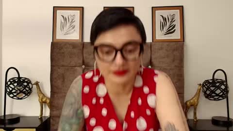 kat paradisse online show from October 1, 8:15 pm
