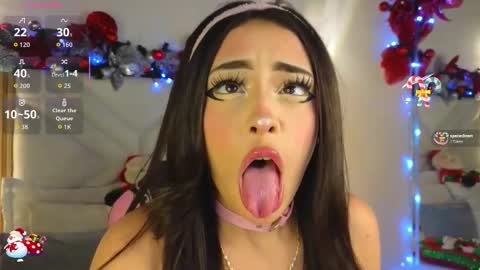 Snapshot of kat_saky chatting on December 17, 11:44 pm Saky online show from December 17, 11:44 pm