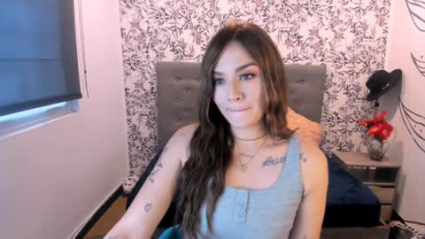 Snapshot of katahoot_ chatting on January 21, 10:51 pm K A T A H O O T online show from January 21, 10:51 pm