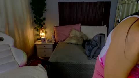 Snapshot of kataleya_29 chatting on November 27, 3:14 pm kate online show from November 27, 3:14 pm