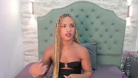 Snapshot of kataleyavelvet chatting on June 29, 7:25 pm Kataleya online show from June 29, 7:25 pm