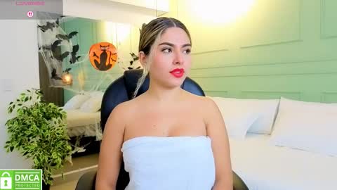 Kat online show from October 28, 11:47 am