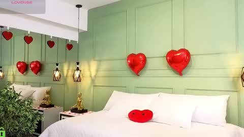 Kat online show from February 6, 11:46 am