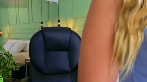 Kat online show from March 4, 11:49 am