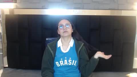 Katalina online show from December 16, 1:05 pm