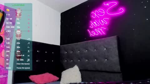 Snapshot of katalina_miles chatting on January 12, 3:49 am Katalina Miles online show from January 12, 3:49 am