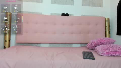 Snapshot of katana_blade chatting on September 28, 5:35 am online show from September 28, 5:35 am