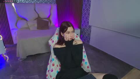 katana_tay online show from January 19, 4:27 am