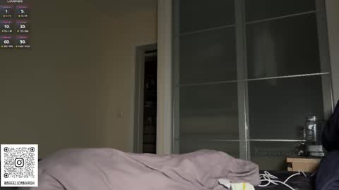 meeellowmarsh - Instagram online show from March 12, 4:46 pm