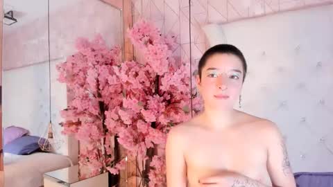     online show from March 12, 9:21 pm