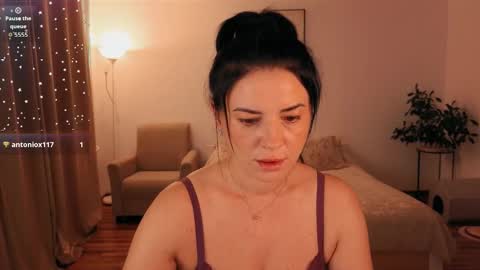 Snapshot of kate124680 chatting on November 11, 10:54 pm kate124680 online show from November 11, 10:54 pm