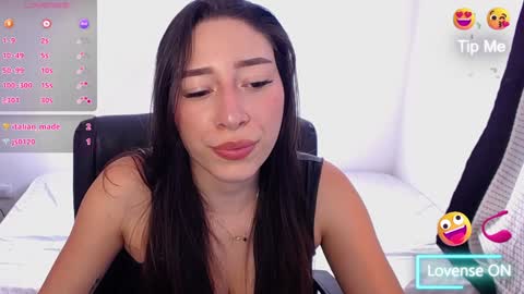 Snapshot of kate_arden chatting on December 16, 8:16 pm Carla Palmer online show from December 16, 8:16 pm
