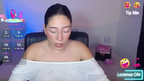 Snapshot of kate_arden chatting on February 23, 2:07 am Carla Palmer online show from February 23, 2:07 am