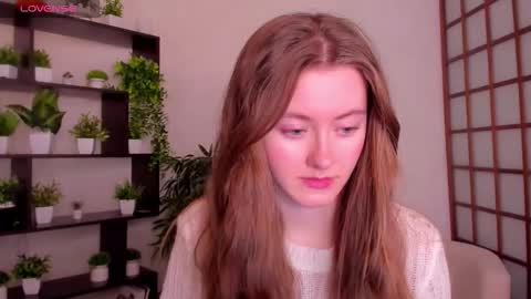 Snapshot of kate_cuddle chatting on November 27, 2:24 am Kate online show from November 27, 2:24 am