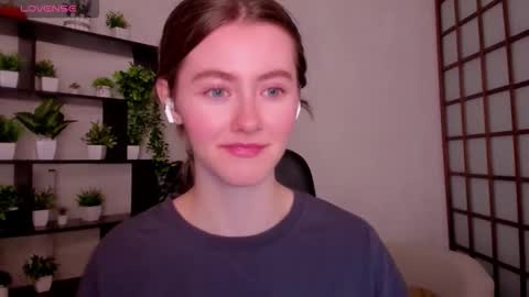 Kate online show from December 19, 2:29 am