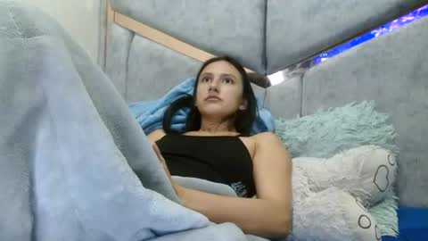 Snapshot of kate_davies chatting on July 3, 10:49 pm kate online show from July 3, 10:49 pm