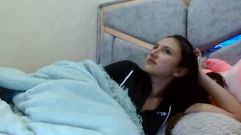 Snapshot of kate_davies chatting on August 6, 1:07 am kate online show from August 6, 1:07 am