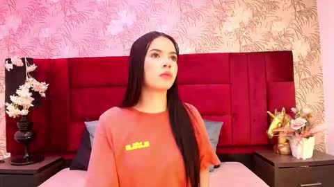 Kate online show from November 25, 7:25 pm