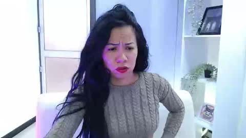 Snapshot of kate_owenns chatting on December 16, 7:19 pm Kate online show from December 16, 7:19 pm