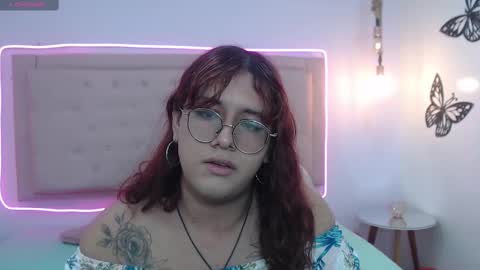 Snapshot of kate_pickman chatting on February 23, 2:51 am kate online show from February 23, 2:51 am