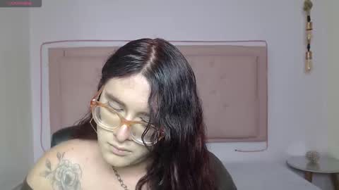 Snapshot of kate_pickman chatting on November 27, 4:14 am kate online show from November 27, 4:14 am