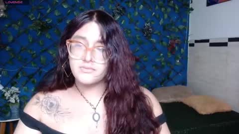 Snapshot of kate_pickman chatting on November 30, 3:21 am kate online show from November 30, 3:21 am