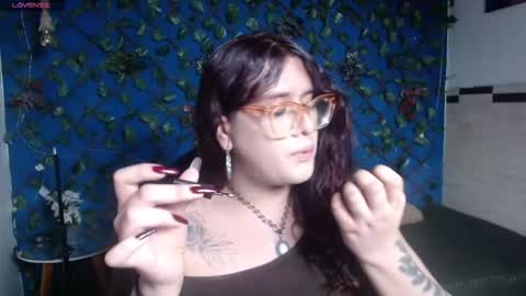 Snapshot of kate_pickman chatting on December 4, 4:33 am kate online show from December 4, 4:33 am