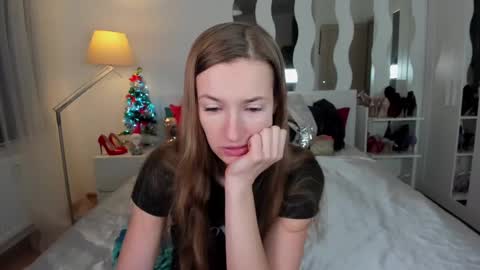 Snapshot of kate_redgar chatting on January 12, 11:17 am kate_redgar online show from January 12, 11:17 am