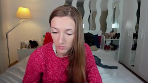 Snapshot of kate_redgar chatting on February 9, 3:56 pm kate_redgar online show from February 9, 3:56 pm