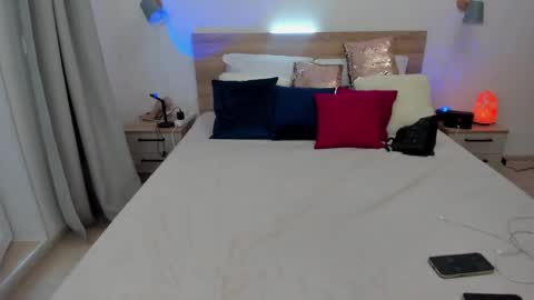 Snapshot of kate_redgar chatting on September 15, 1:55 pm kate_redgar online show from September 15, 1:55 pm