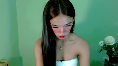 Snapshot of kate_romance chatting on January 4, 2:46 am Kate online show from January 4, 2:46 am