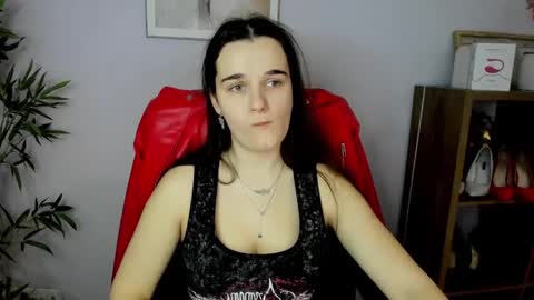 Snapshot of katedesire chatting on February 23, 10:39 am Kate  online show from February 23, 10:39 am