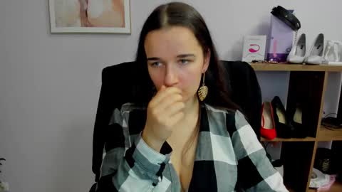 Snapshot of katedesire chatting on October 11, 6:45 am Kate  online show from October 11, 6:45 am