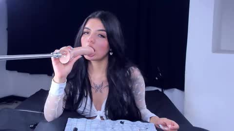 Snapshot of katee_campbell chatting on October 28, 4:05 am Katee online show from October 28, 4:05 am