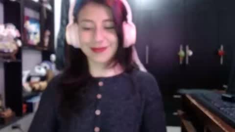 Snapshot of kateeen18 chatting on November 30, 12:58 am Kateeen18 online show from November 30, 12:58 am