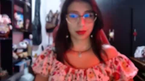 Snapshot of kateeen18 chatting on December 18, 3:12 am Kateeen18 online show from December 18, 3:12 am