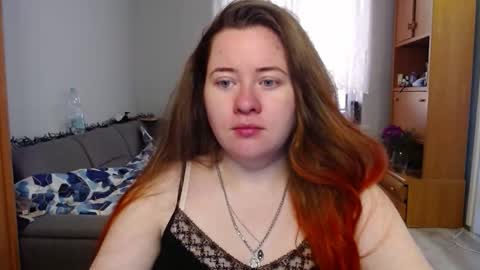 KateeFox online show from March 4, 8:42 am