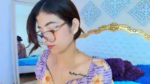 katee Martinez online show from July 4, 4:02 pm