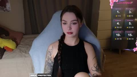 Snapshot of kateleoo chatting on November 13, 12:15 pm Im Kate online show from November 13, 12:15 pm