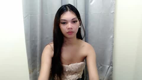 Snapshot of katelynmoore_ chatting on November 23, 6:02 am katelynmoore_ online show from November 23, 6:02 am