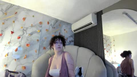 Im Katherine but call me Kate  online show from November 12, 12:16 pm