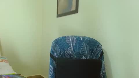 Snapshot of katerineleon chatting on October 17, 9:17 pm katerineleon online show from October 17, 9:17 pm