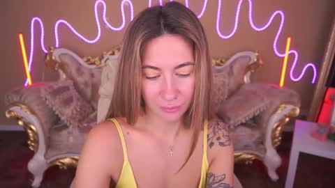 Snapshot of kateshanny chatting on November 12, 7:09 am Kate online show from November 12, 7:09 am