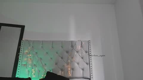 love meeee online show from October 15, 6:08 pm