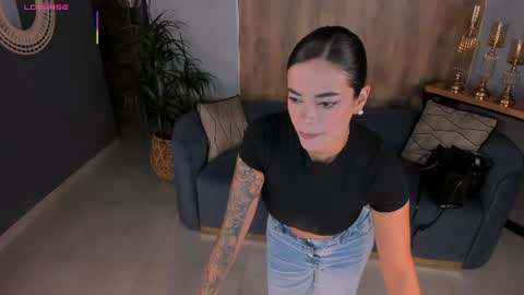 K A T E  online show from July 10, 10:29 am